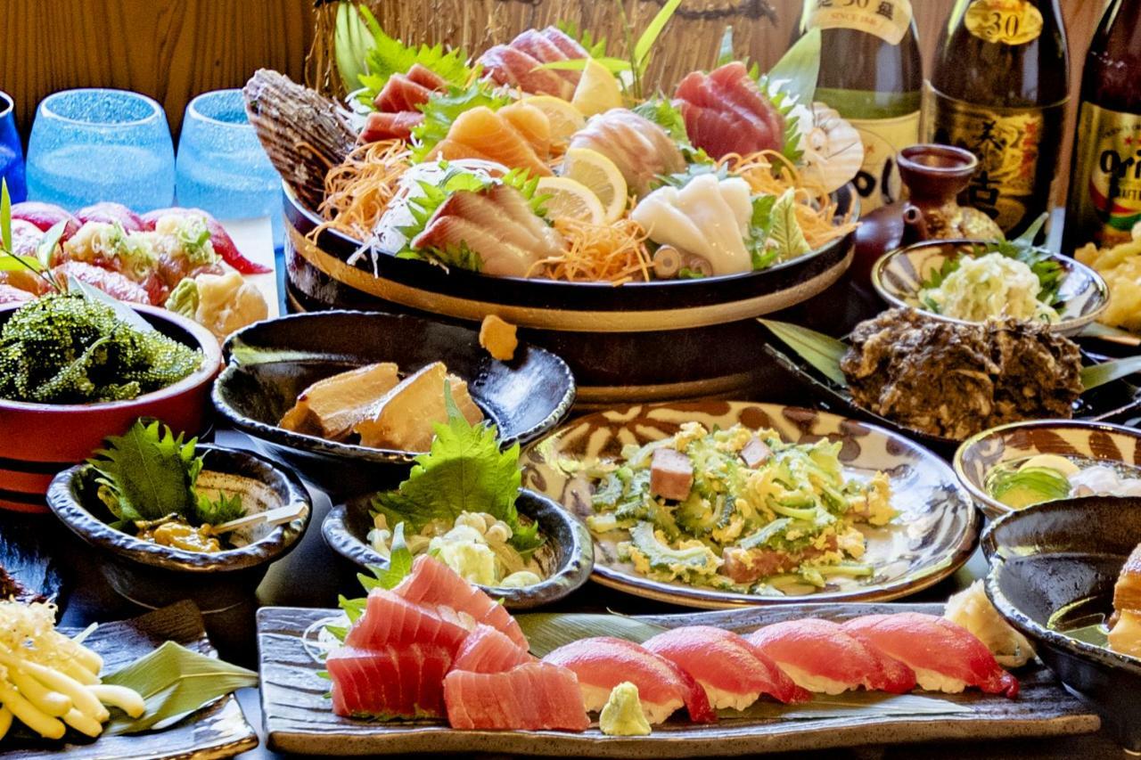Beach Resort Hotel Kalakaua Onna Dış mekan fotoğraf