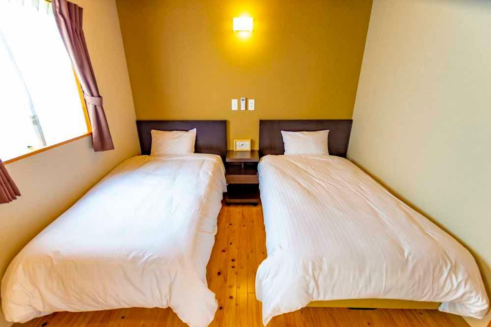 Beach Resort Hotel Kalakaua Onna Dış mekan fotoğraf