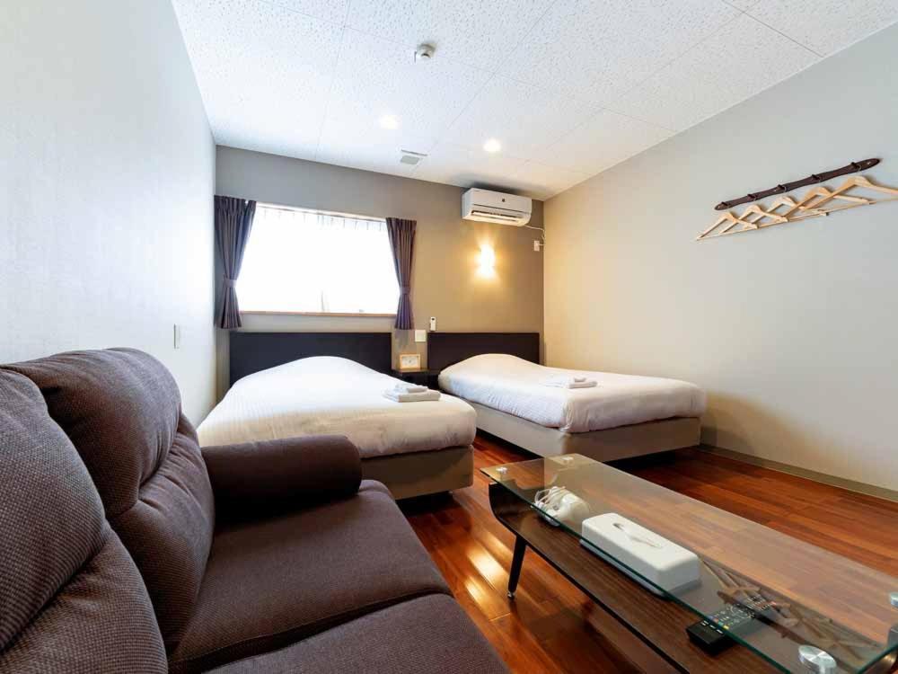 Beach Resort Hotel Kalakaua Onna Dış mekan fotoğraf